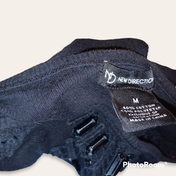 🤑5/$12! 3 EUC Juniors Tank Top Bundle Size M *See Details!* - Picture 3 of 4